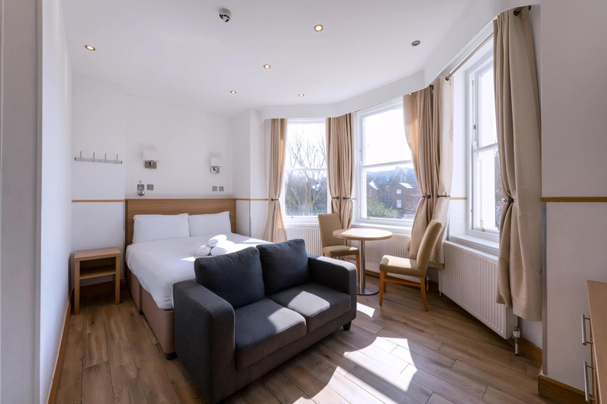 Osborne Aparthotel Істборн Екстер'єр фото